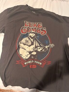 World Tour Short Sleeve Tee - Gray